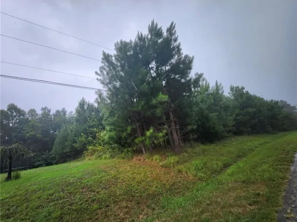 51 Ac Splendors Sur, Hurt, VA 24563