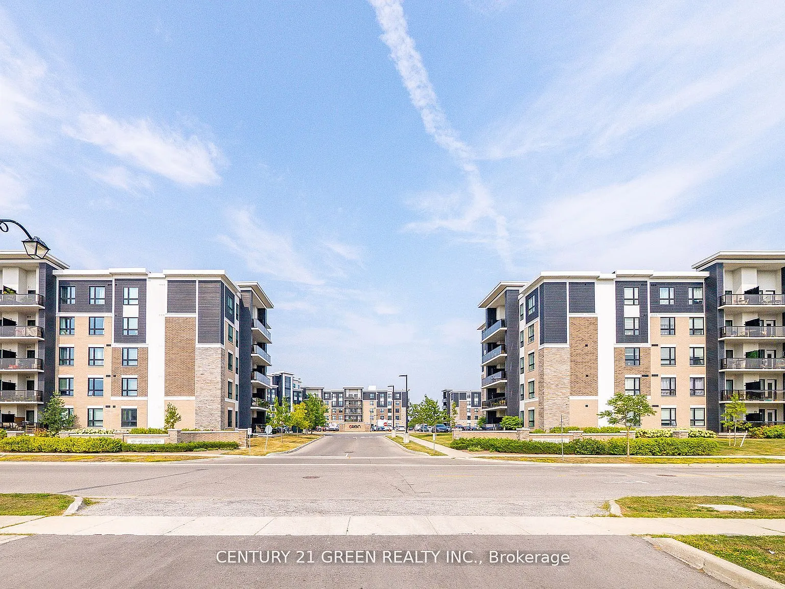 2 bed, $2,400 — Photo 2
