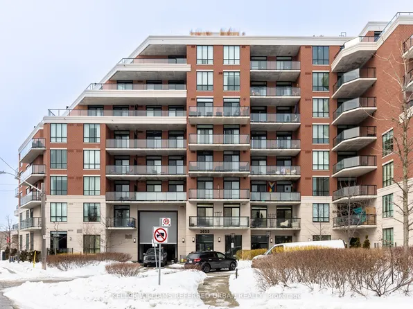 3655 Kingston Rd #202, Toronto, ON M1M 0E2