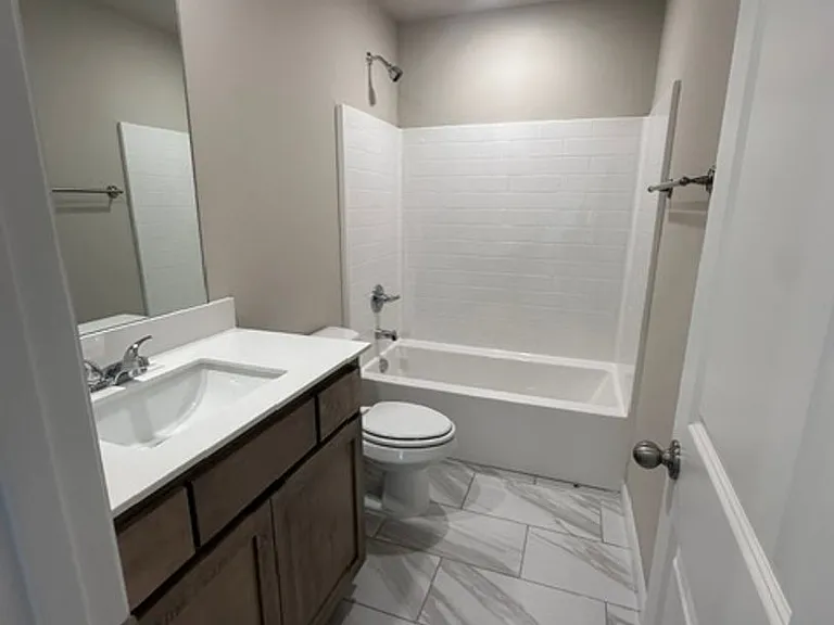 4004 SE 81st St — Photo 15