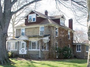8564 Lake Shore Blvd, Mentor, OH 44060