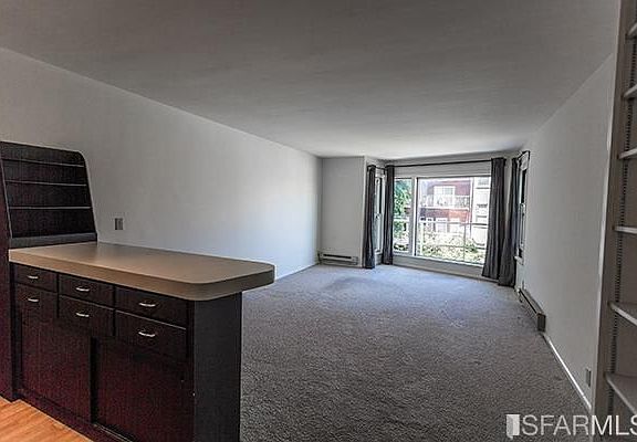 4th image of 1250 Clay St APT 208