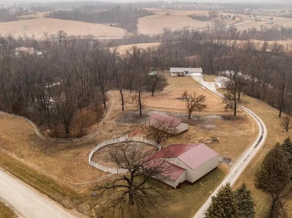 3049 62nd St, Shellsburg, IA 52332