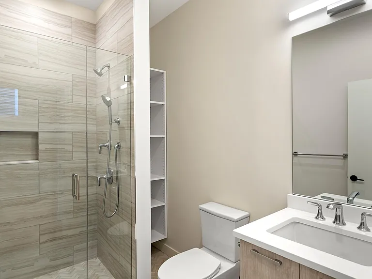 298 Marginal St #C — Photo 11