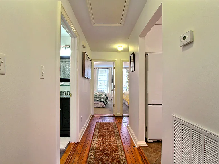 206 W Duffy St #C — Photo 21