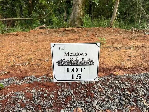 16 The Mdws, Riceville, TN 37370