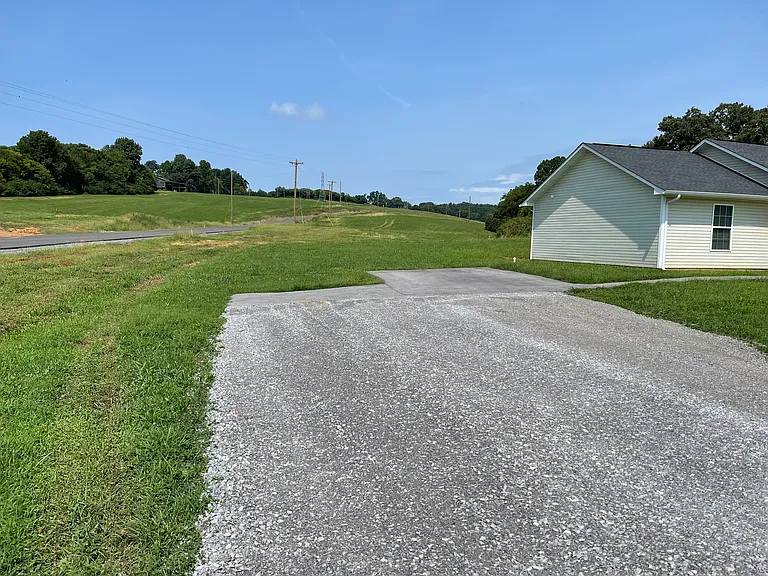 491 Coile Rd — Photo 3