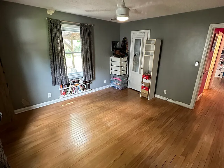 1712 Marsden Ave — Photo 22