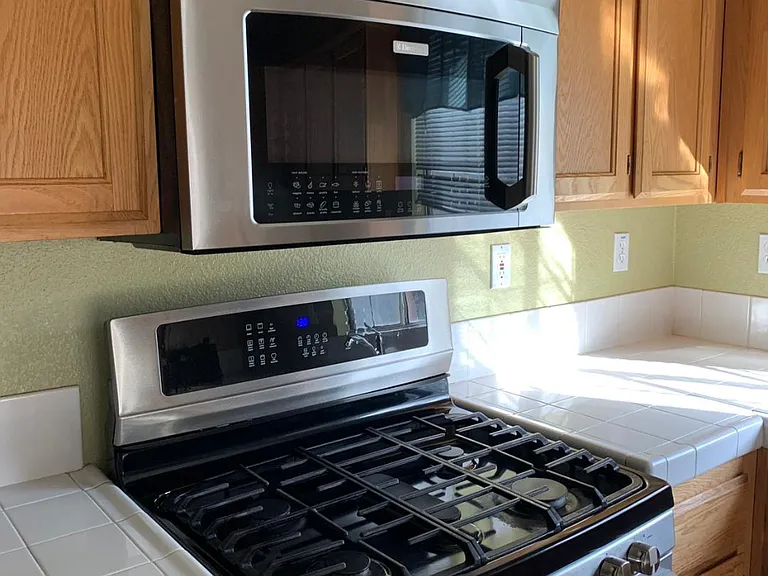513 Saddleback Cir — Photo 8