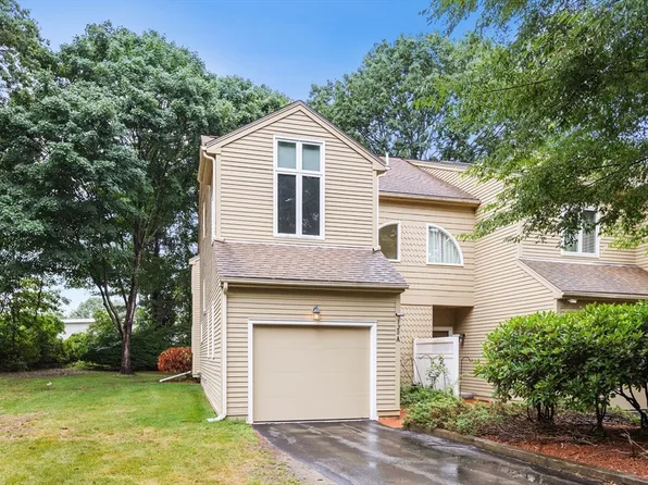120 Broadmeadow St APT A, Marlborough, MA 01752