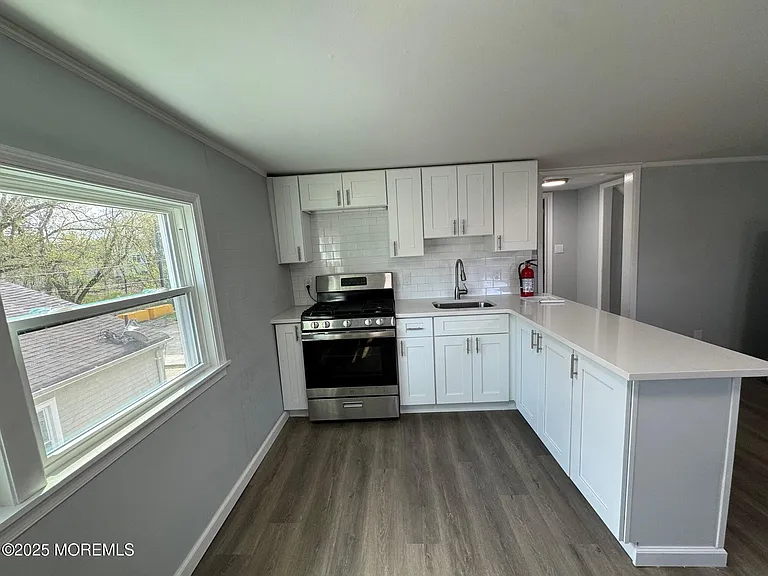43 Parker St #B — Photo 8
