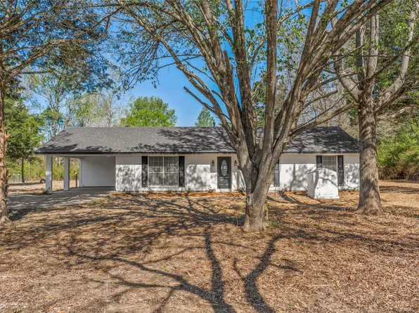 2830 Lancer Ln, Keithville, LA 71047