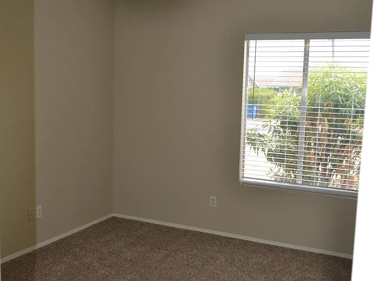 2247 S Arizona Rd — Photo 8