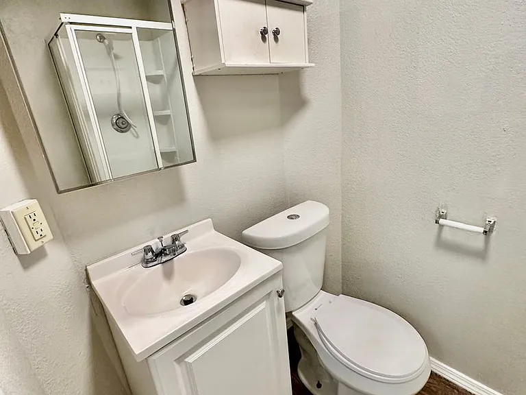 624 N Weber St. — Photo 23