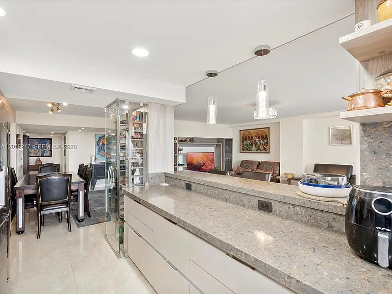 18071 Biscayne Blvd #1401 — Photo 15