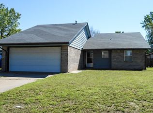 305 Split Rail Rd, Enid, OK 73703