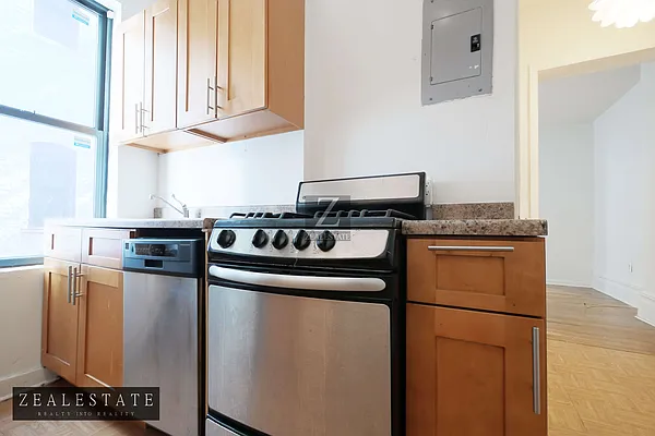 Rented by ZealEstate Group Inc | media 13