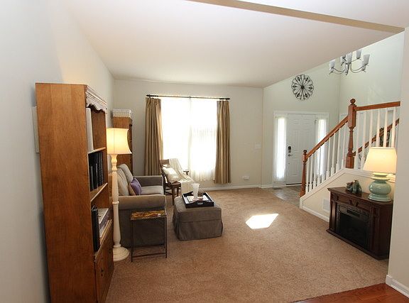 5th image of 3538 Crestwood Ln