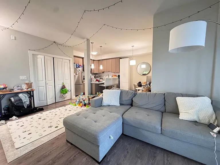 7377 14th Ave #305 — Photo 3