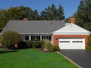 30216 Ashton Ln, Bay Village, OH