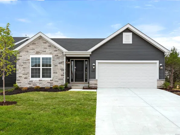 5657 Sun Bear Dr, House Springs, MO 63051