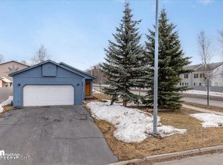 7551 Rovenna St, Anchorage, AK 99518