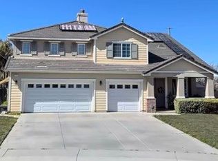 203 Alabaster Loop, Perris, CA 92570