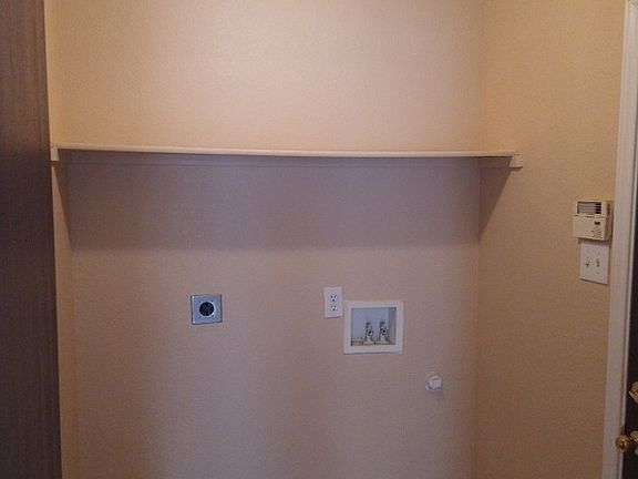 4th image of 712 Ballard St