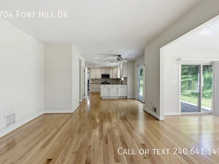 3704 Font Hill Dr — Photo 9