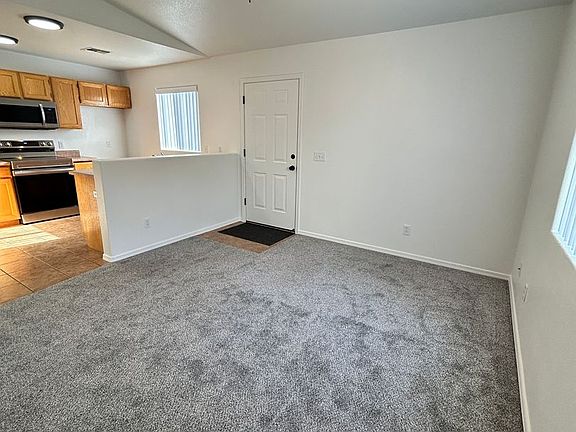 4th image of 2071 Magnolia Dr #103
