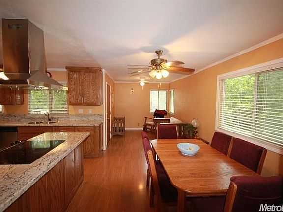 5th image of 20600 Cedar View Dr