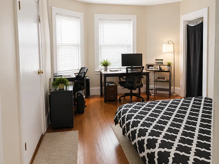 23 Burr St #2 — Photo 2