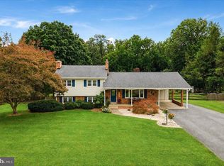 7905 Runnymeade Dr, Frederick, MD 21702