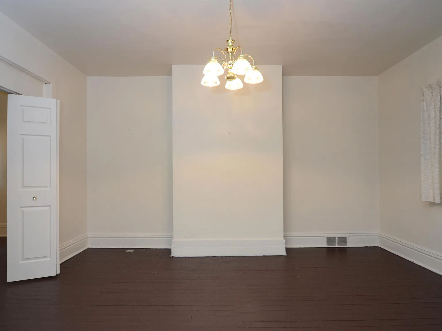 1329 2nd Avenue - 1 — Photo 3