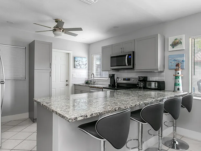 2223 SE 6th St #3 — Photo 13
