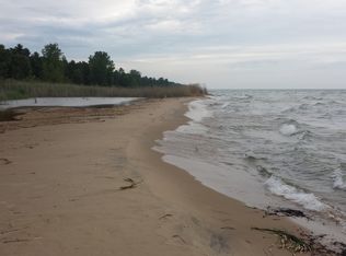 6014 Ridge Rd, Oscoda, MI 48750