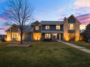 N48W17270 Thornapple Ct, Menomonee Falls, WI 53051