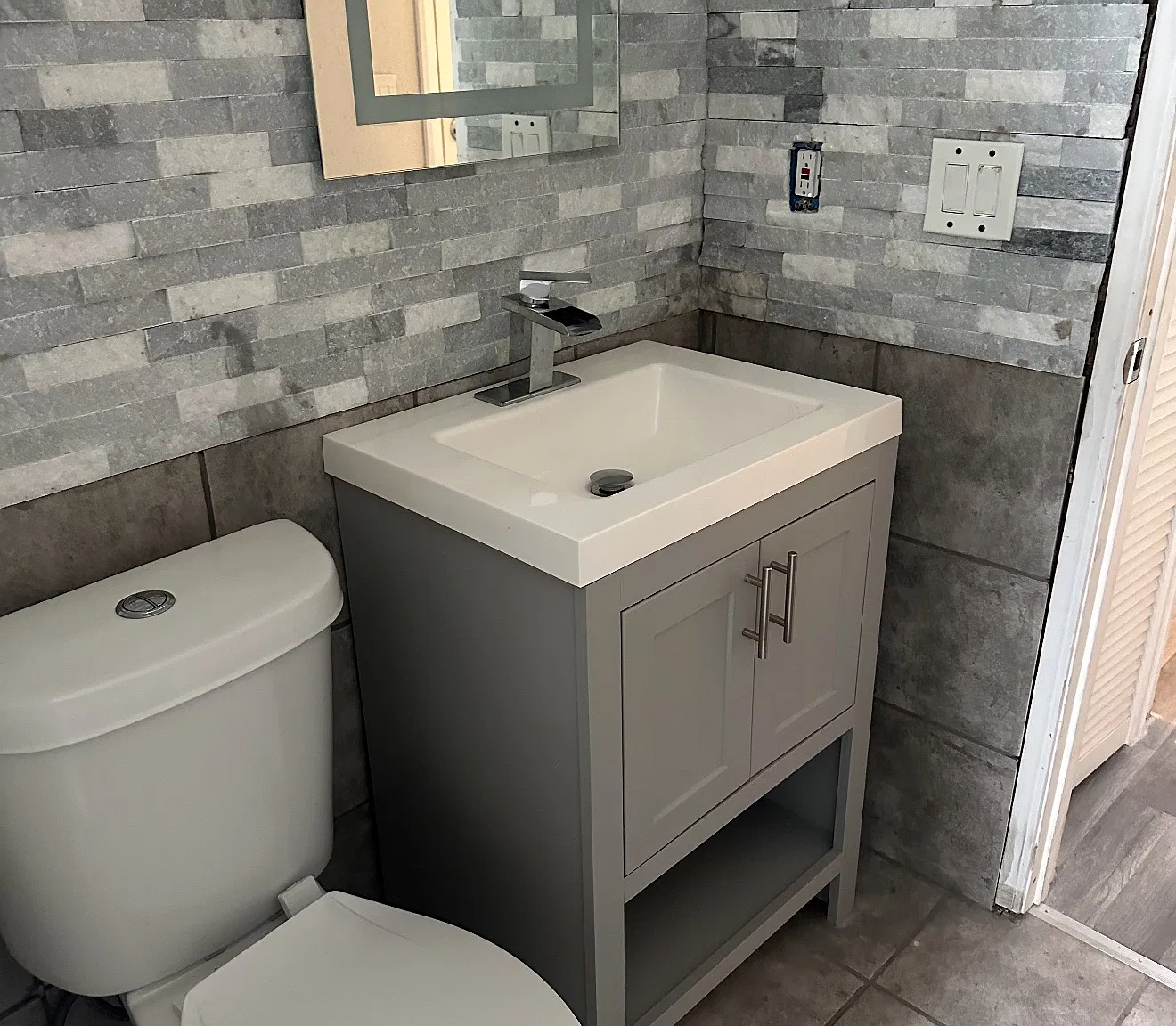 3 bed, 1200 sqft, $1,050 — Photo 3