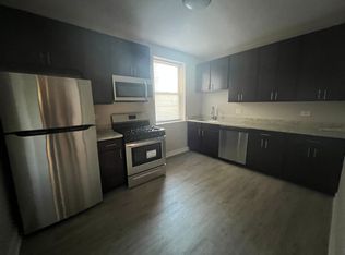 4911-17 N Whipple St #4915-1B, Chicago, IL 60625