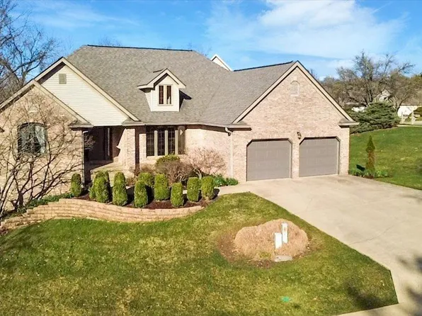 3702 E Tamarron Dr, Bloomington, IN 47408