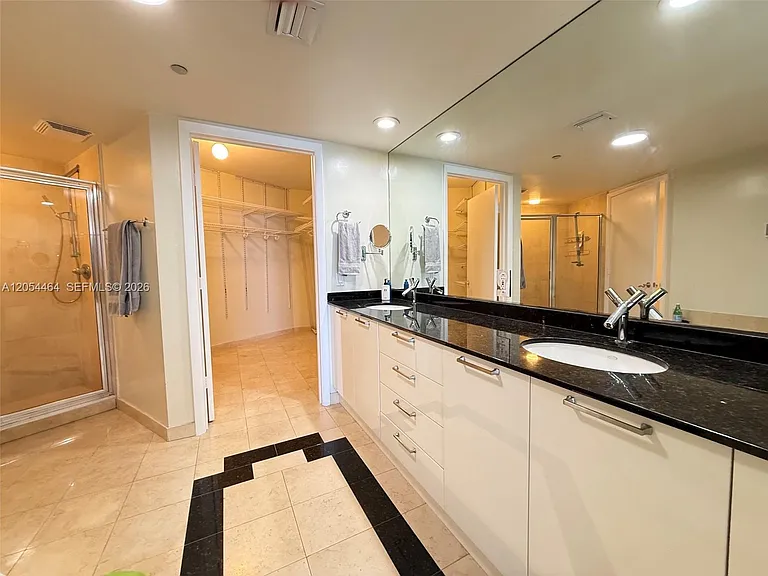 18911 Collins Ave #2502 — Photo 8