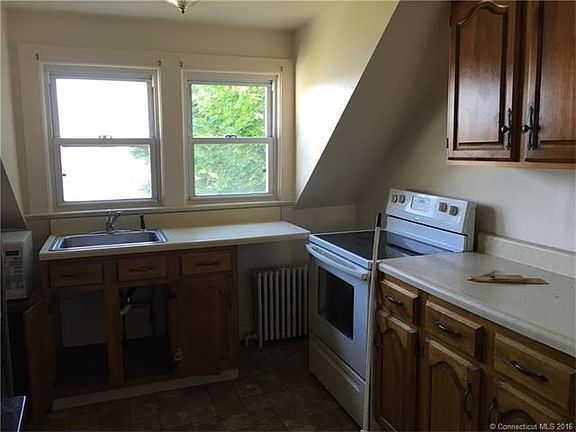 kitchen on 2nd floor