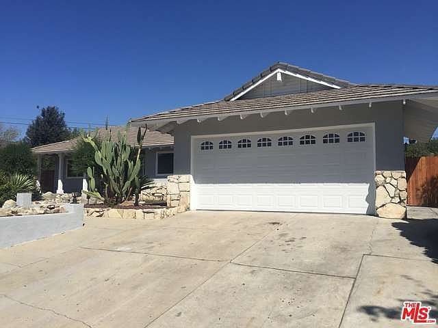 1st image of 1006 Lake Forest Dr