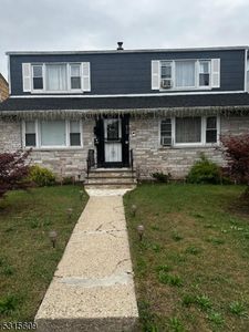 212 Eppirt St, East Orange, NJ, 07018