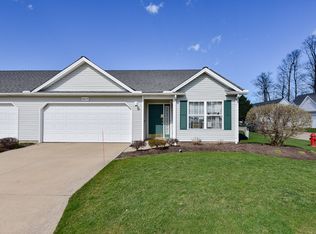 4017 Mallard Bay Dr APT 15, Perry, OH 44081