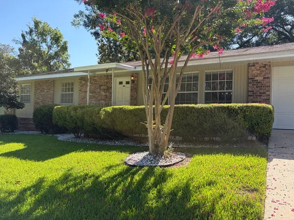 1301 Bonnie Dr, Tallahassee, FL 32304