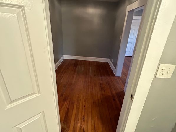 912 Starkweather Ave