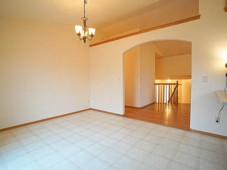 5201 S Baneberry Ave — Photo 8