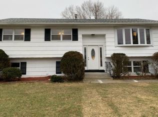 91 Roosevelt Ave, Montgomery, NY 12549