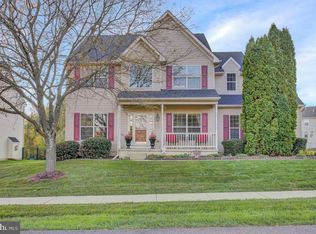 15 Radence Ln, West Grove, PA 19390